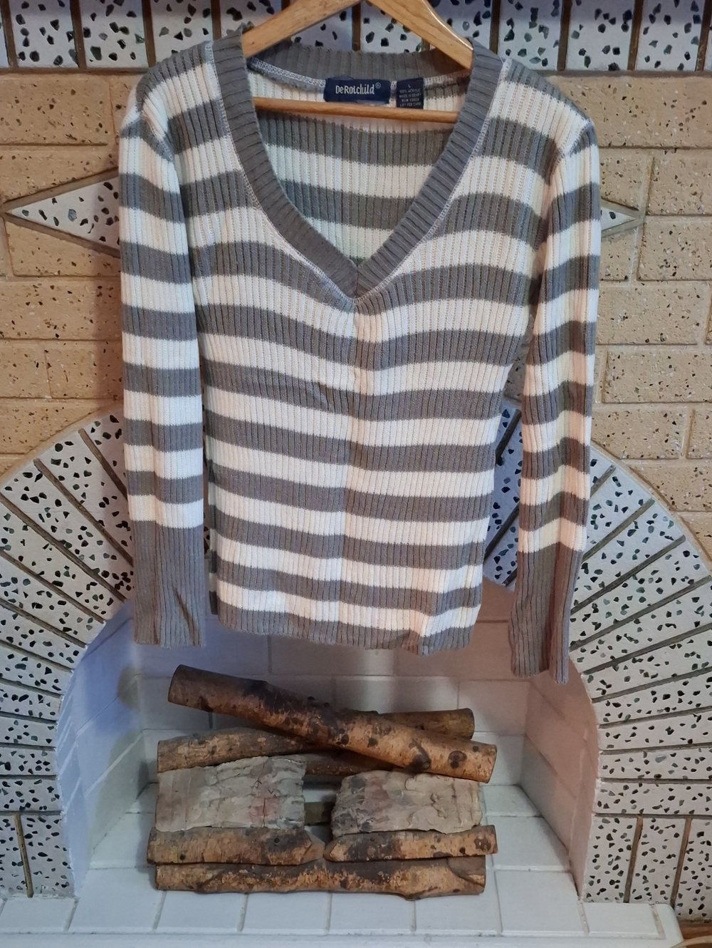 Ribbed V-Neck Sweater in Gray & White by DeRothchild